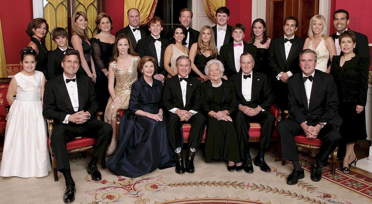 1280px George W. Bush and family